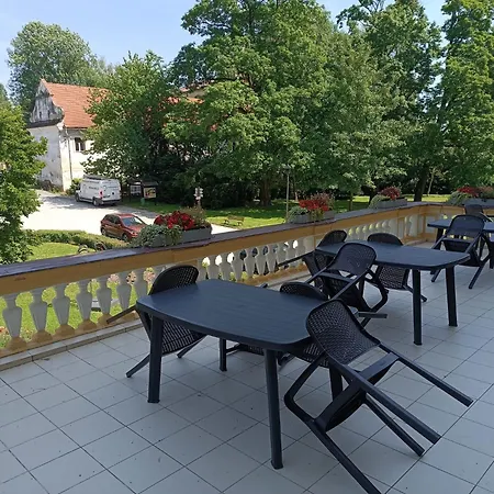 Guest house Na Zamku Bartosovice Kunin